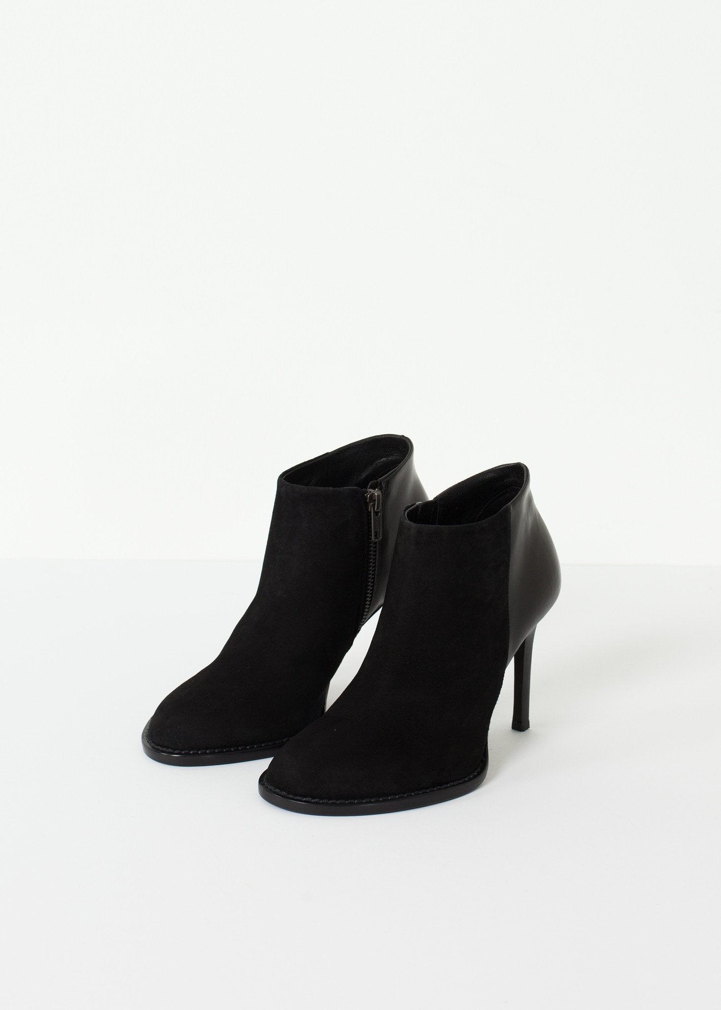 Camoscio Zip Heel Black